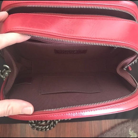 *** SOLD ***NWT CHANEL Red Boy Camera Bag - Picture 7 of 12
